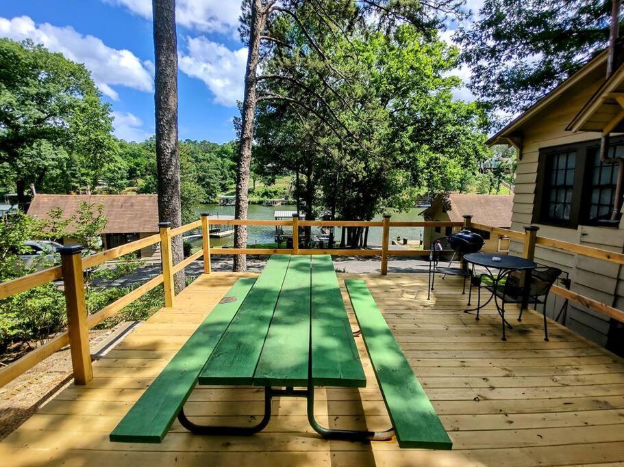 #09 - Large Lakeview One Bedroom- Pet Friendly Hot Springs Eksteriør bilde