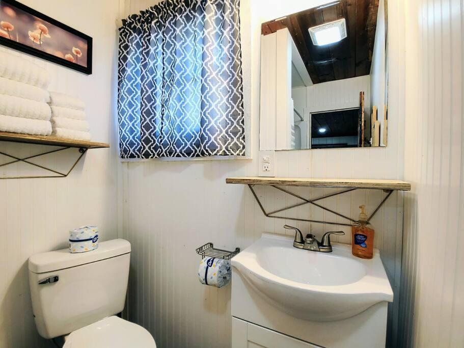 #09 - Large Lakeview One Bedroom- Pet Friendly Hot Springs Eksteriør bilde