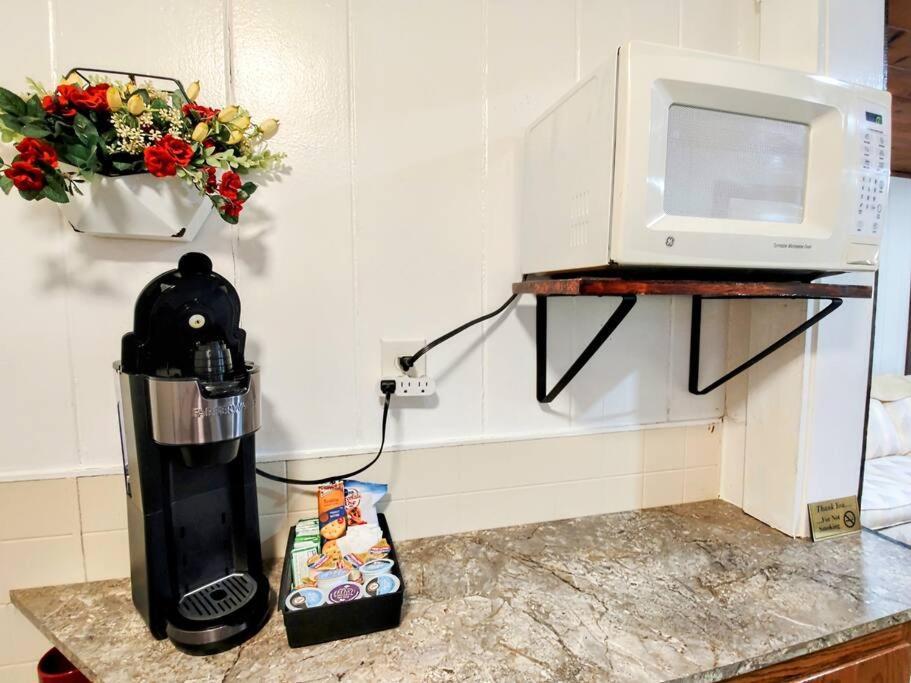 #09 - Large Lakeview One Bedroom- Pet Friendly Hot Springs Eksteriør bilde
